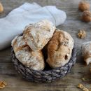 Nutty No-Knead Bread Rolls Perfect for Christmas Dinner