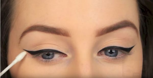 Get PERFECT Winged Eyeliner with this SIMPLE TRICK!