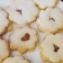 Jammie Dodgers: English jam-filled butter biscuits