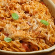 Dale's Chicken and Noodle Casserole