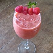 Strawberry Smoothie - Step 1