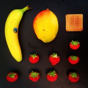 Strawberry, Banana and Mango Smoothie ! - Step 2