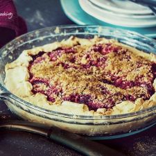 Rustic Pie with Beets, Apples and Plums