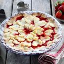 5-Ingredient Strawberry Tart with Shortbread Heart Topping