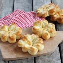 How To Make Cream Cheese-Stuffed Brioche Flowers