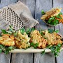 Weeknight Finger Food: Mac & Cheese Chicken Fritters