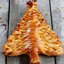 Entertaining hacks: Thrill your guests with this pesto puff pastry tree