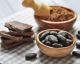 Our Favorite 10 Snacks That Won't Ruin Your Handbag