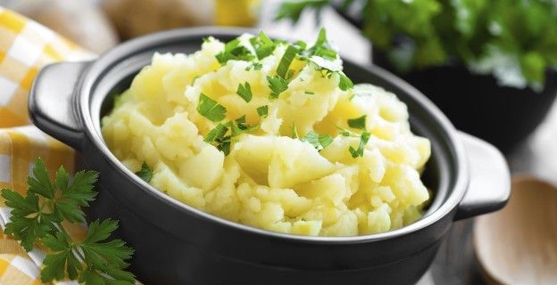 10 fun things to add to homemade mashed potatoes