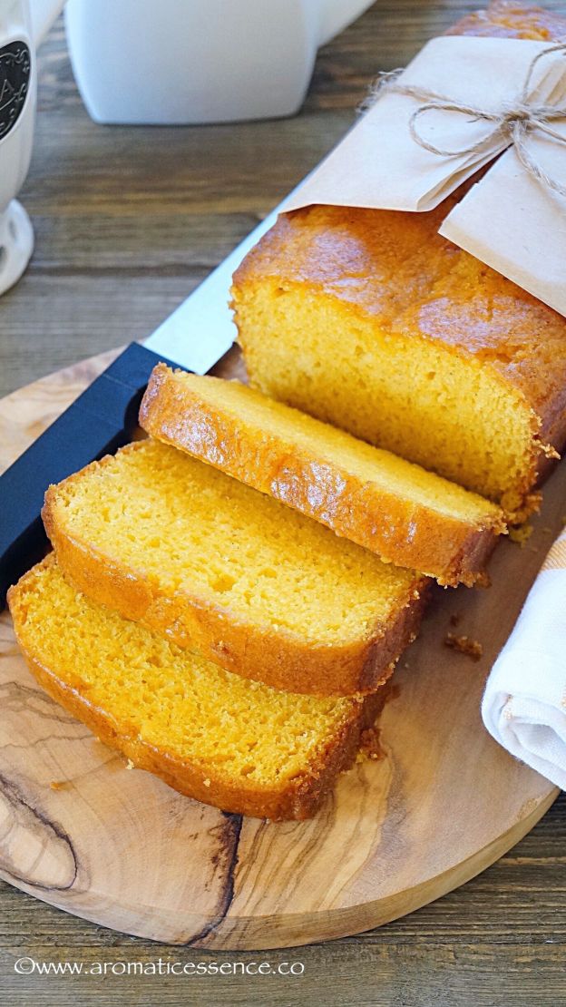 MANGO LOAF CAKE - © AROMATIC ESSENCE