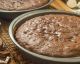 Kitchen HACK: The Easiest Way To Get a Sticky Cake Out of Its Baking Tin