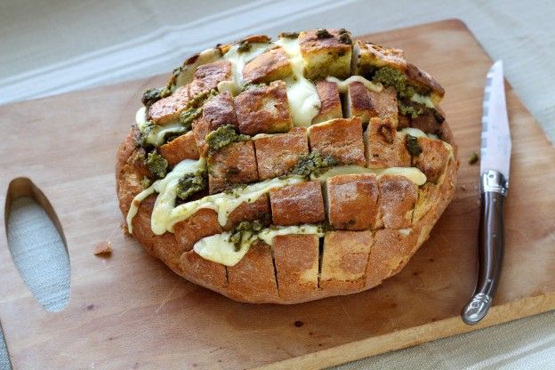 Cheesy pesto pull-apart bread