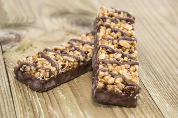 Homemade cereal bars
