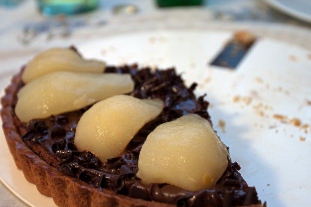 Pear and chocolate tart