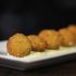 Cheese balls: Croquetas de queso