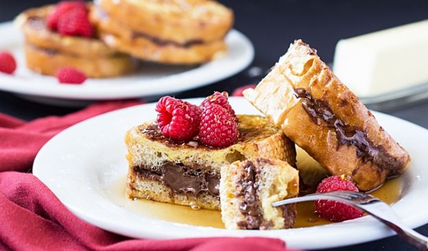 Nutella Stuffed French Toast