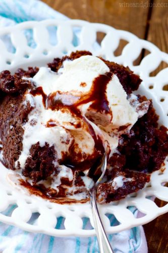 Slow Cooker Hot Fudge Brownies