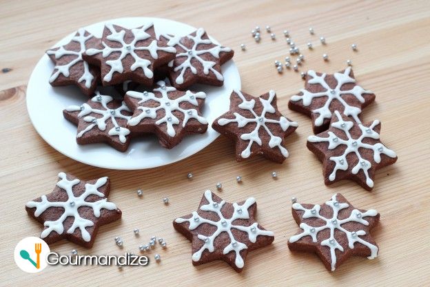 Chocolate snowflake shortbread cookies