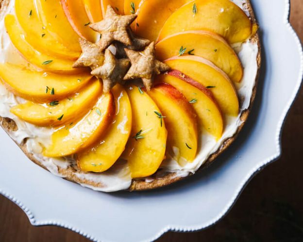 Simple Mascarpone Peach Tart