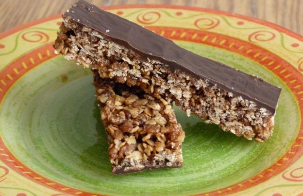 Chocolate-covered granola bars