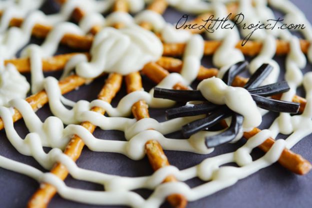 Halloween pretzel spider webs