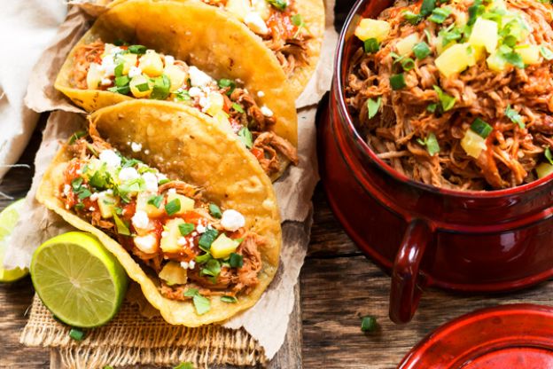 Slow Cooker Pineapple Pulled Pork Tacos