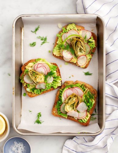 artichoke avocado toast