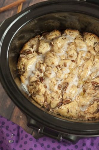 Crock Pot Cinnamon Bun French Toast