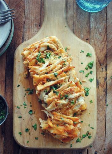 Buffalo CHicken PUll-Apart Bread