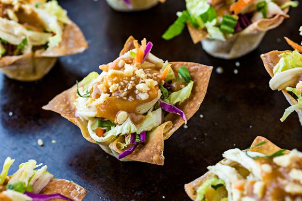 Thai Chicken Salad Wonton Cups with Peanut Sauce Dressing