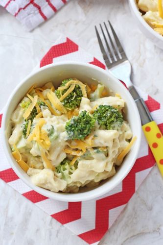 Broccoli mac & cheese