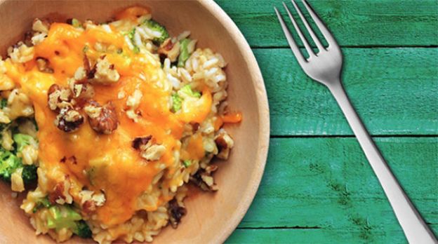 Slow Cooker Broccoli, Brown Rice, and Cheddar Casserole