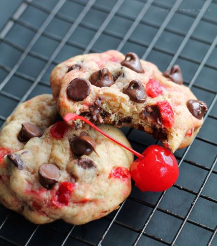 Cherry chocolate chip cookies