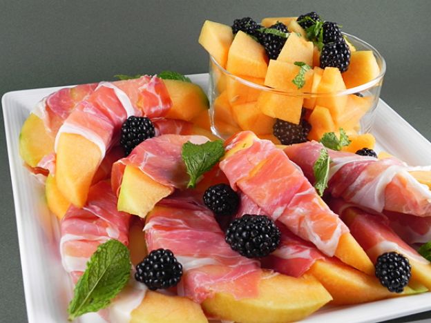 Prosciutto Wrapped Cantaloupe With Blackberries