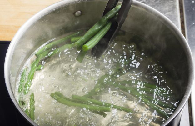 Vegetables cooked in sparkling water
