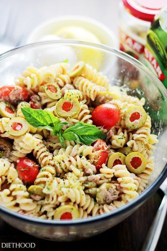 Tuna Pasta Salad With Pimiento-Stuffed Olives