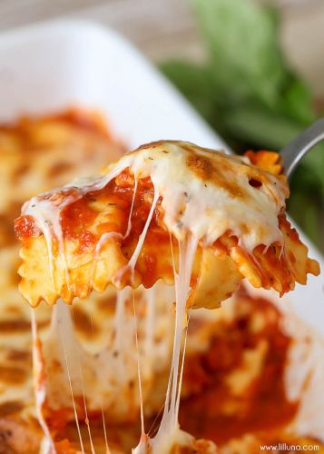 Easy Cheesy Baked Ravioli