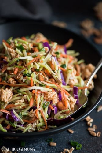 Asian Ramen Broccoli Slaw