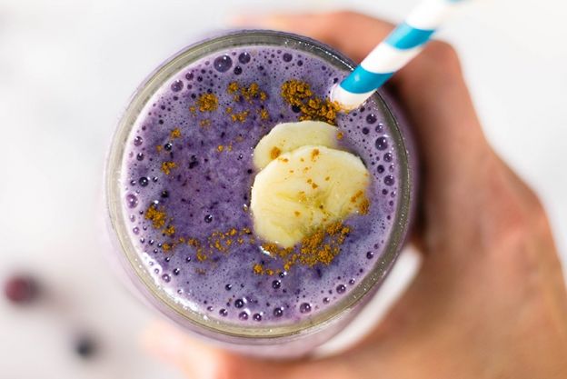 Blueberry Muffin Protein Smoothie