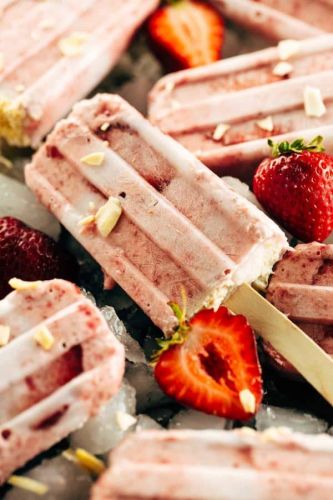 Four-Ingredient Vegan Strawberry Popsicles with Coconut