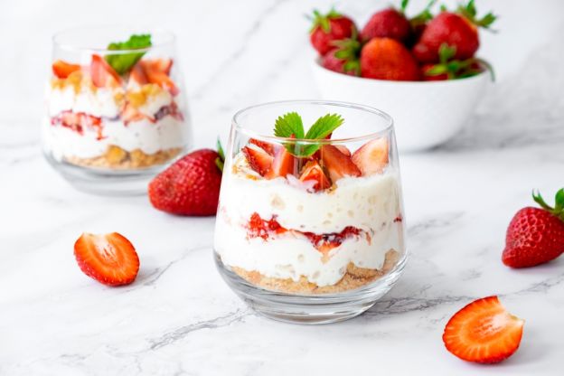 Strawberry Cheesecake Parfaits