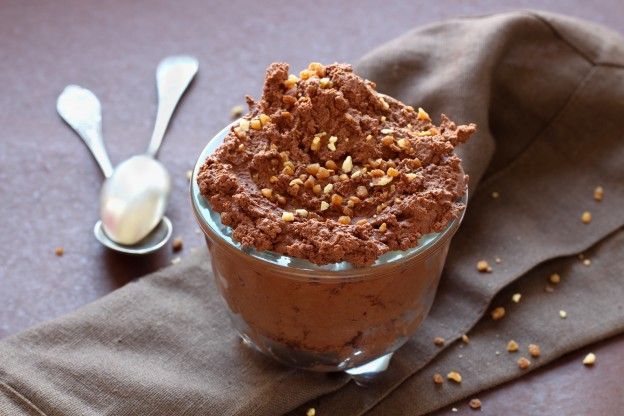 Chocolate mousse (with water, not cream!)