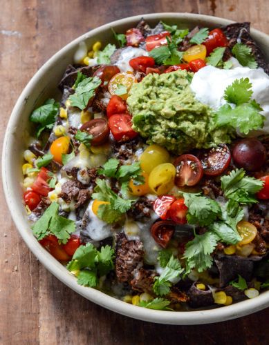 Crockpot Carne Asada Nachos