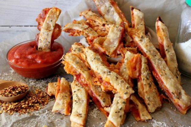 Pizza fries