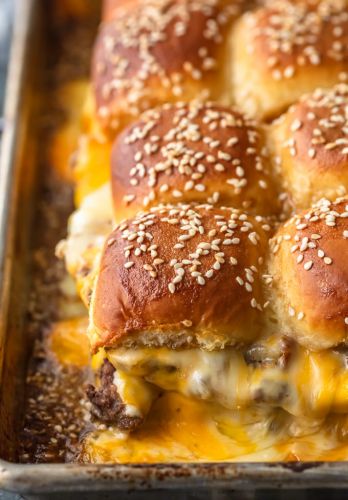Pull-Apart Cheeseburger Sliders