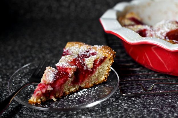 Strawberry Summer Cake