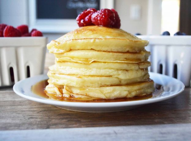 Sweet cream ricotta pancakes