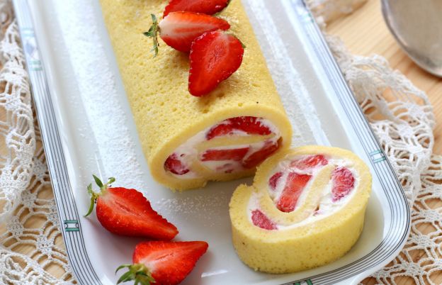 Rolled Strawberry Shortcake
