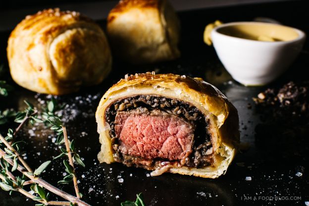 Mini Beef Wellingtons
