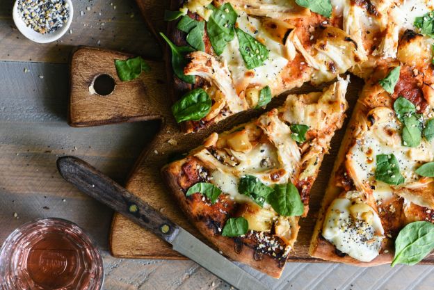 Chicken Pizza with Roasted Garlic